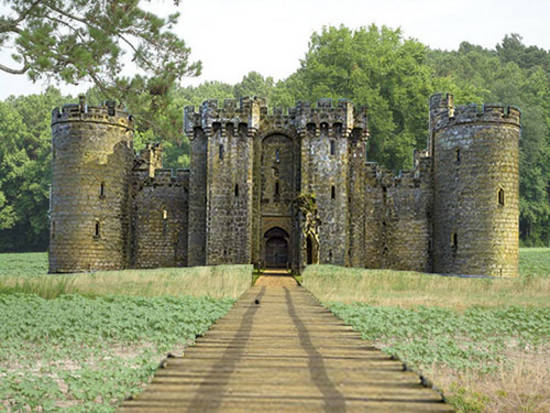 Castle in Green 