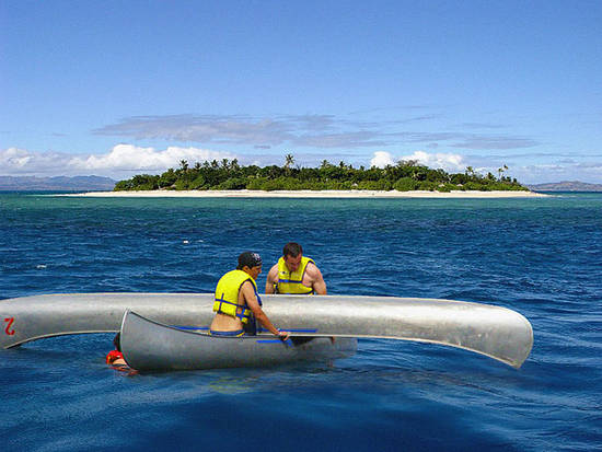 Paradise Canoe Rescue