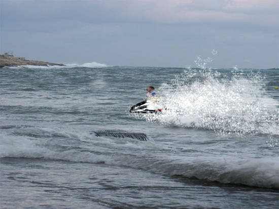 Jet ski