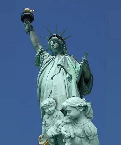 Mrs. Liberty w-Children