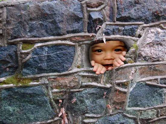 Peeking kid