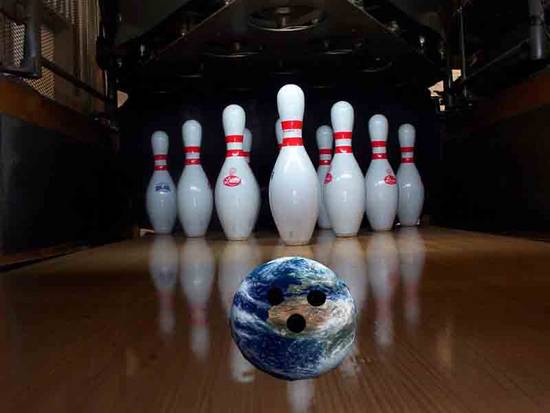 anyone up for bowling!!!