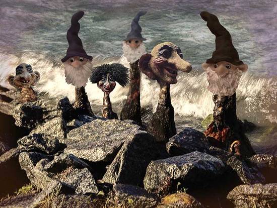 Shore gnomes meeting