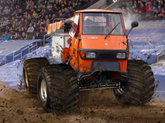 Ape 5000 Monster truck