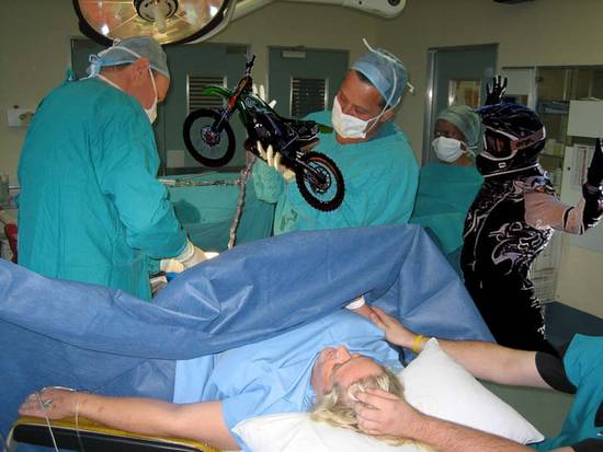  Motocross Caesarian