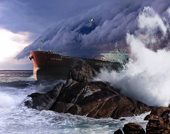 Storm at the shore