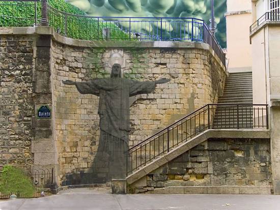 Christo Rue Saint Yves S